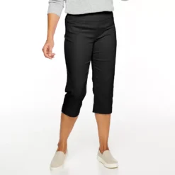 Petite Croft & Barrow® Effortless Stretch Mid-Rise Capri Pants